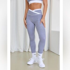 Astoria Activewar Luxe Balance Crossover Legging - Blue Lattice